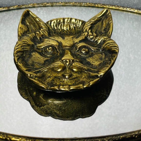 Vintage Figural Brass Cat Face Dish / Ashtray - Picture 2 of 4